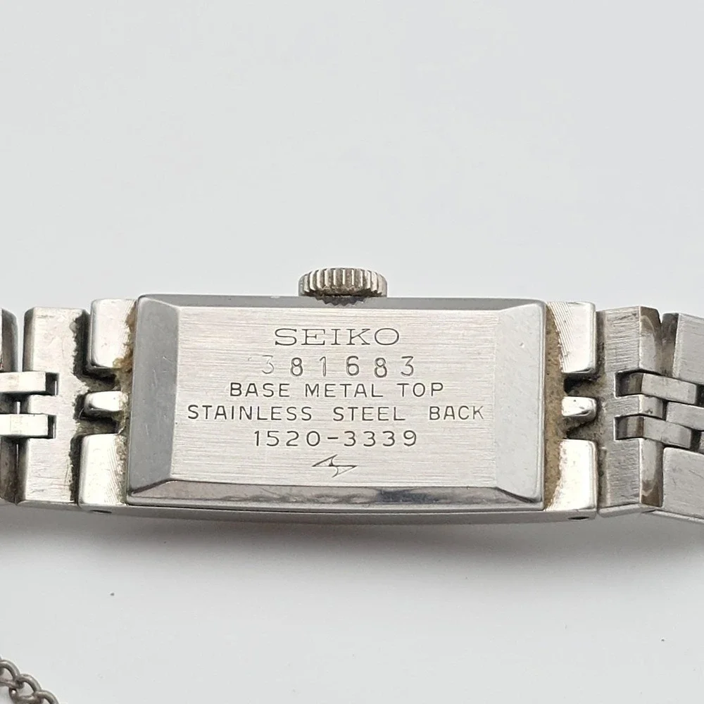 Vtg‎ SEIKO Ladies Watch 1520-3339 Manual Wind Analog Silver Tone Band Dainty